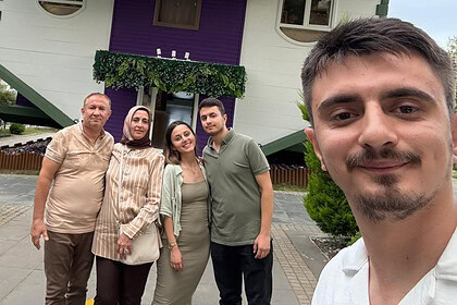 Şehit Ayla Öğretmenin Oğlu Furkan Kara: "Annem Ailemizin Kahramanıydı, Öğrencilerinin de Kahramanı Oldu"