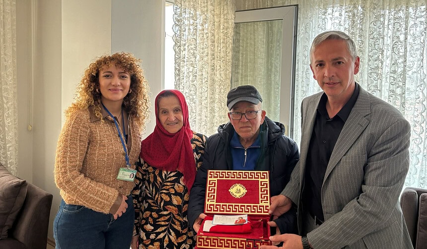 İzmit Belediyesi’nden Gebzeli Gazilere Anlamlı Ziyaret: "Her Zaman Yanınızdayız"