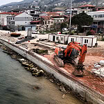 Gölcük Ulaşlı'da Deniz Taşkınlarına Son: 550 Metrelik Dalga Kırıcı Set Yükseliyor!