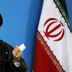 Hamaney: "Savaş İstemiyoruz Ancak Meşru Haklarımızdan da Vazgeçmeyeceğiz"