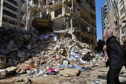 İsrail'in Lübnan Saldırısında Can Kaybı 303'e Yükseldi