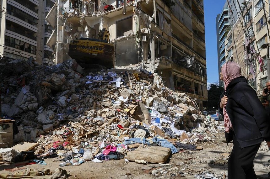 İsrail'in Lübnan Saldırısında Can Kaybı 303'e Yükseldi