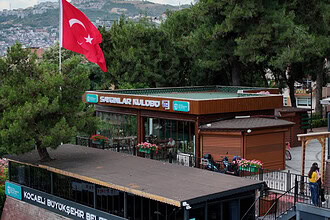İzmit Saygınlar Kulübü 1 Yaşında! 2 Bin 223 Üye ile Sosyal Belediyecilikte Model Oldu