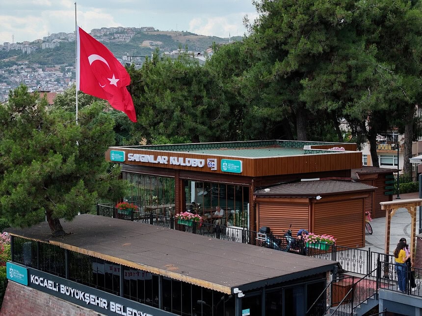 İzmit Saygınlar Kulübü 1 Yaşında! 2 Bin 223 Üye ile Sosyal Belediyecilikte Model Oldu