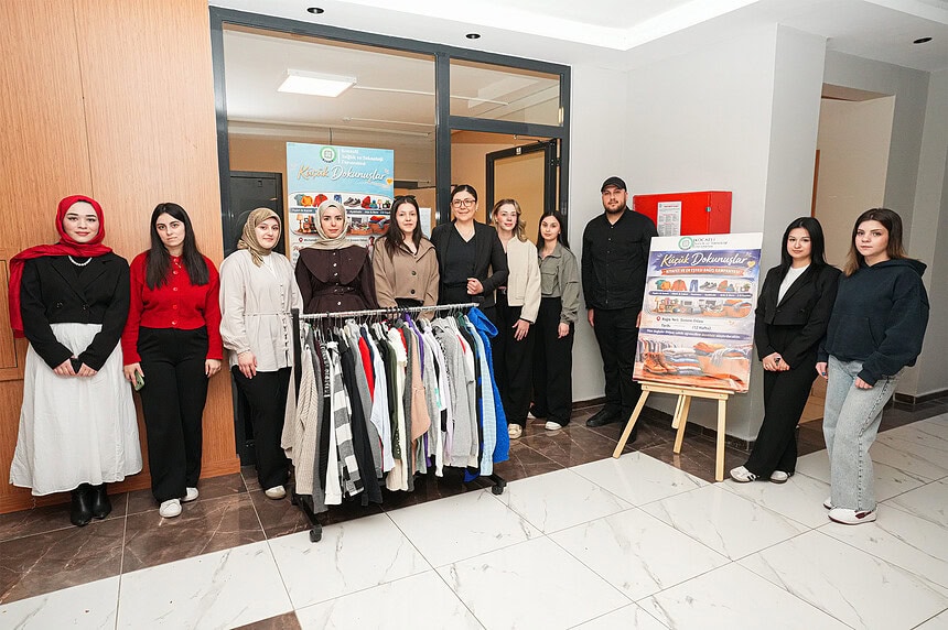 KOSTÜ Öğrencilerinden Örnek Davranış: "Küçük Dokunuşlar" Projesi Başladı!