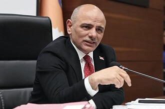 Körfez Belediye Başkanı Başkanı Söğüt'ten Çikolata Faturası İddiasına Sert Tepki