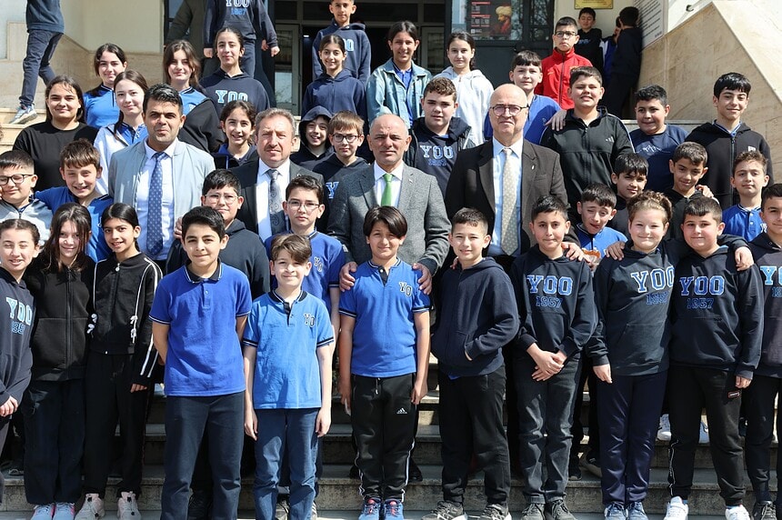 Körfez Belediyesi’nden 4 bin 777 Öğrenciye Ücretsiz LGS ve TYT Desteği!