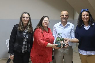 İzmit Belediyesi’nin Efsane Eğitmeni Mehmet Bozdemir’e 50. Yıl Plaketi