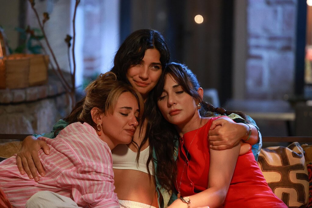 Netflix, Yeni Sezonları Merakla Beklenen Kimler Geldi Kimler Geçti, Zeytin Ağacı ve Mezarlık’ın Yayın Tarihlerini Açıkladı