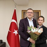 Derince’de 23 Nisan Coşkusu: Başkanlık Koltuğu Nisa Yağmur Can’a Emanet!