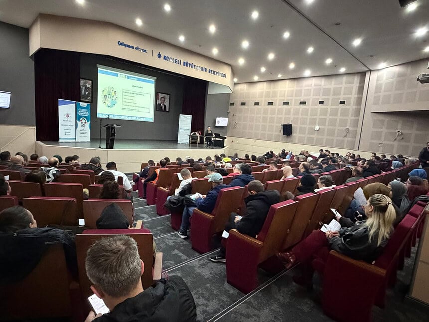 Kocaeli Büyükşehir’de 5 Bin Personele Eğitim