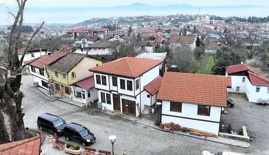 Kocaeli Büyükşehir'den Gölcük Saraylı'ya Tarihi Dokunuş