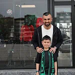 Serdar Dursun’dan Minik Taraftara Unutulmaz Jest