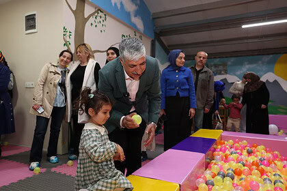 Dilovası Tavşancıl Çocuk Oyun Evi Yenilenen Yüzüyle Açıldı: Ücretsiz Hizmet Başladı!