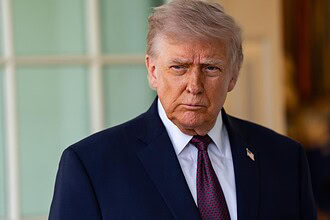 Trump Ablukayı Kaldırmak İstemiyorum