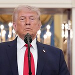 Trump’tan İran’a Mühimmat Gözdağı Savaş Gemilerini En İyi Silahlarla Yüklüyoruz