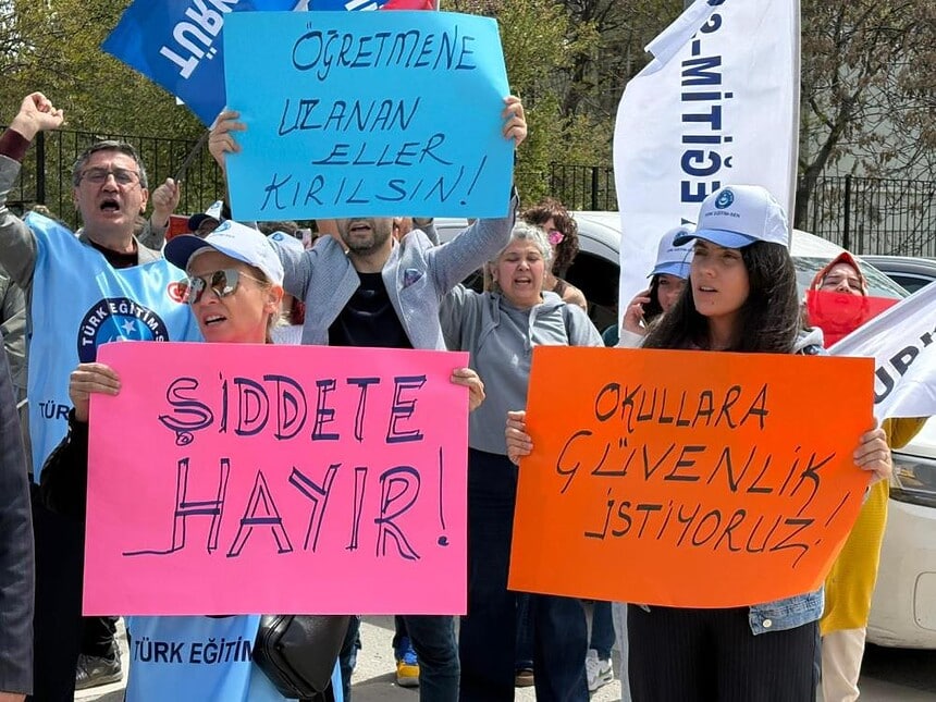 Türk Eğitim-Sen'den Okullarda Şiddete Tepki