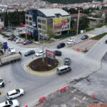 Büyükşehir Darıca’da Düğümü Çözüyor: 2 Bin Ton Asfaltla Modern Kavşak Geliyor!