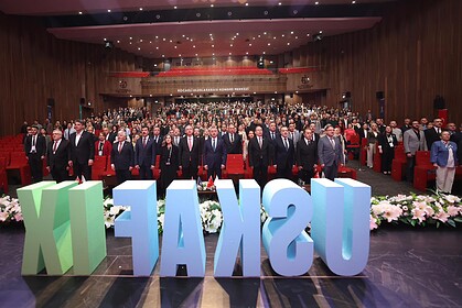 Başkan Büyükakın USKAF Şûrası’nda Konuştu: "Yalnızca Hastalığa Değil, Öncesine Odaklanmalıyız"