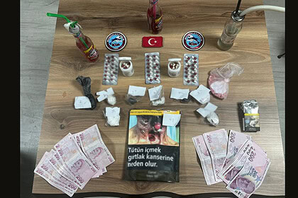 Yunus Timleri İzmit Sokaklarında Kuş Uçurtmuyor: Uyuşturucu ve Sahte Para Ele Geçirildi!
