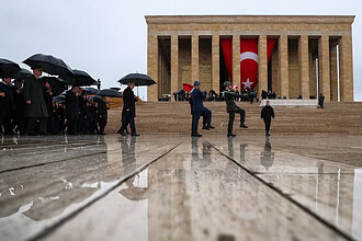 23 Nisan'ın 106. Yılında Anıtkabir'de Devlet Zirvesi: TBMM Başkanı Kurtulmuş'tan "Milli İrade" Vurgusu!