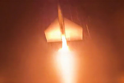 Arash-2 İHA'larla Vurdu: İran Ordusu ABD'nin AWACS Uçaklarına ve Radar Sahalarına Saldırdı