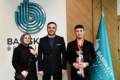 Başkan Özlü Genç Şampiyon Ahmet Kerem Yıldırım’ı Ağırladı