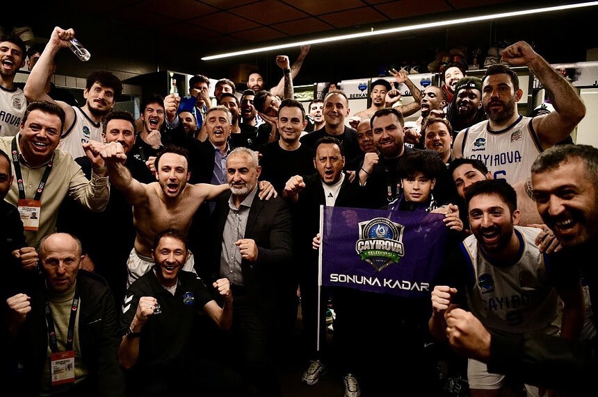 Çayırova Derbide Fark Attı: Kağıtspor’u 102-71 Yenerek Liderliğini Sürdürdü