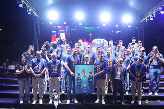 Çayırova Belediyesi Basketbol Takımı Şampiyonluk Kupasına Kavuştu