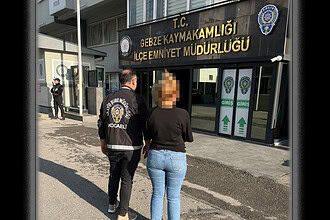 Kocaeli’de Nitelikli Dolandırıcılık Operasyonu: 3 Yıl 9 Ay Hapis Cezası Bulunan Kadın Yakalandı!