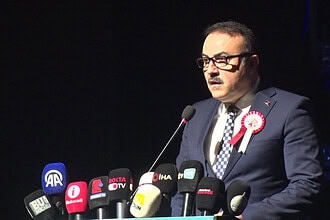 Kocaeli'de 23 Nisan'a Damga Vuran Mesaj: "Çocuklar Boşluğu Sanal İlişkilerle Dolduruyor!"