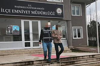 Kocaeli Başiskele'de Firari Hükümlü Operasyonu: 21 Yıl Hapis Cezası Bulunan Y.Ö. Yakalandı