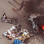 İsrail Savaş Uçakları Polis Aracını Vurdu, 1’i Çocuk 4 Ölü!