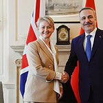 Hakan Fidan Yvette Cooper Görüşmesi: İngiltere'den Türkiye Mesajı