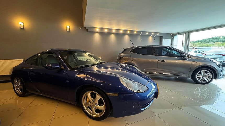 İkinci El Otomobil Piyasası Zamlar Ve Savaş Etkisiyle Durdu