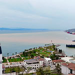 İzmit Körfezi’nde Renk Değişimi: Sağanak Sonrası Deniz Kahverengiye Büründü