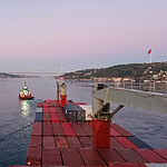 Karaya Oturan Gemi Facianın Eşiğinden Döndü: Yalıya Çarpıyordu