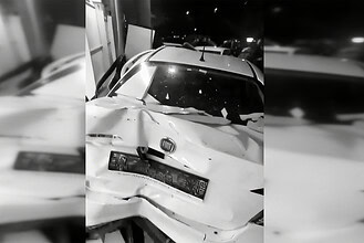 Gebze'de 4 Araca Çarpan Otomobil Markete Daldı: O Anlar Kamerada!