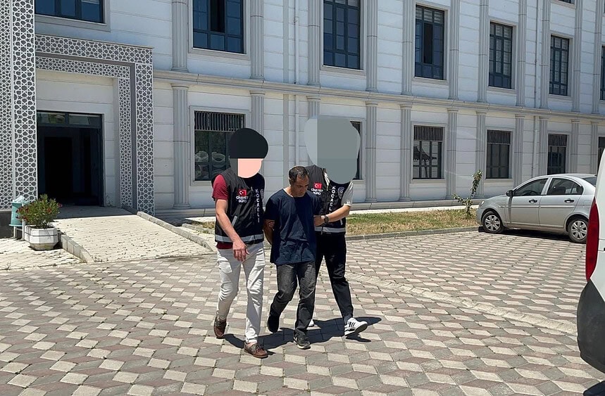 Körfez Adliyesi’nde Gergin Saatler: Kezzap Tehdidi ve Şiddet İddiaları Dosyaya Girdi