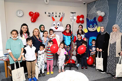 Kocaeli Şehir Hastanesi'nde 23 Nisan Sürprizi: Miniklere Moral