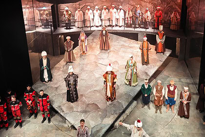 Kocaeli Şehir Tiyatroları Sinan Oyunu İle İstanbul Turnesini Sürdürüyor