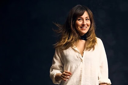 Komedyen Tuba Ulu Kanuni Sultan Süleyman'a Hakaret Nedeniyle Gözaltında