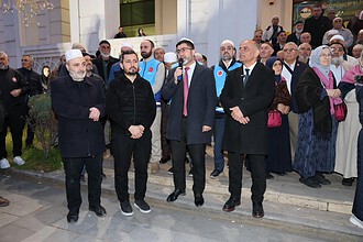 Körfezli İlk Hacı Kafilesi Yola Çıktı: Başkan Şener Söğüt Dualarla Uğurladı!