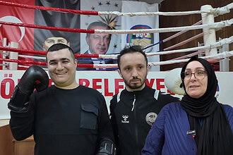 Masa Tenisinden Boksa Uzanan Azim Hikayesi: Özel Gereksinimli Kürşat’ın Gülümsemesi Dünyaya Bedel