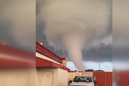 Oklahoma Hortum Felaketi: Askeri Üs Kapatıldı, 10 Yaralı