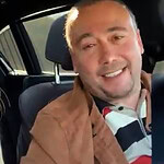 Özkan Yalım'ın Yeni Görüntüleri Ortaya Çıktı: Lüks Tekne ve Restoran