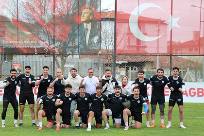 Körfez Gençlerbirliği Ragbi’de Zirveye Demir Attı: Erkeklerde Birincilik Kadınlarda Üçüncülük