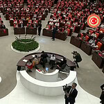 Doğum İzni Süreleri ve Sosyal Medyaya 15 Yaş Düzenlemesinde Yeni Dönem