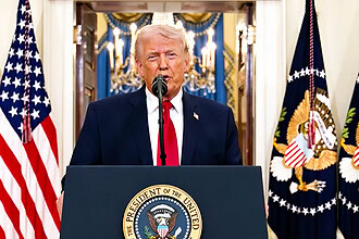 Trump: İran Donanması Yok Edildi, Hava Kuvvetleri Harabeye Döndü