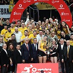 Vodafone Sultanlar Ligi Şampiyonu Vakıfbank: Fenerbahçe’yi Devirerek Kupaya Uzandı!
